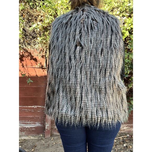 American Rag Feather Vest size 2X NEW‎ NWT Boho Hippy Vest - Picture 3 of 4